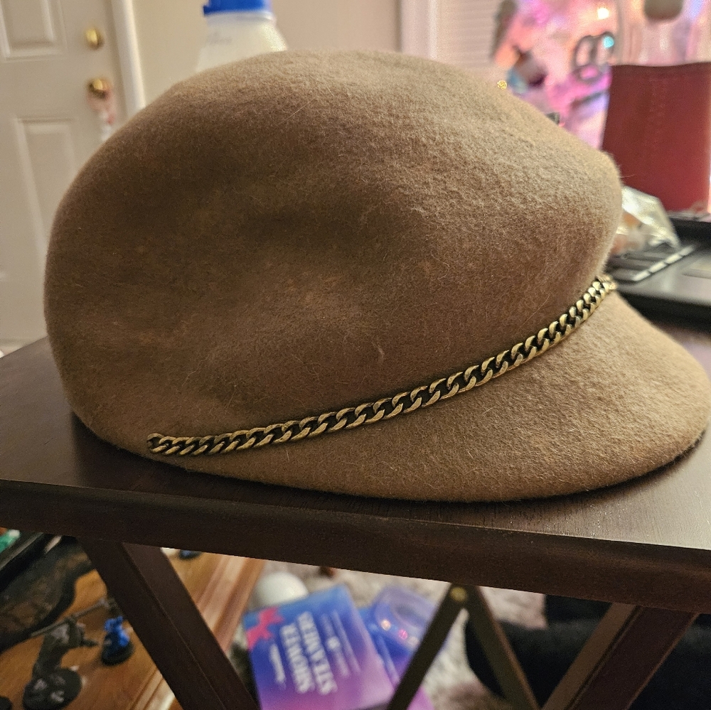 Womens hat